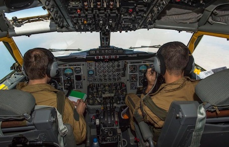 Avion-ravitailleur C135 de l'armée de l'air française au-dessus de l'Irak