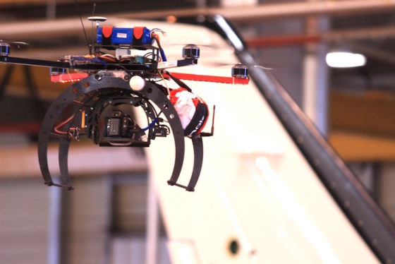 1. Le drone utilisé pour les prises de vue du TBM900 en atelier et sur le tarmac