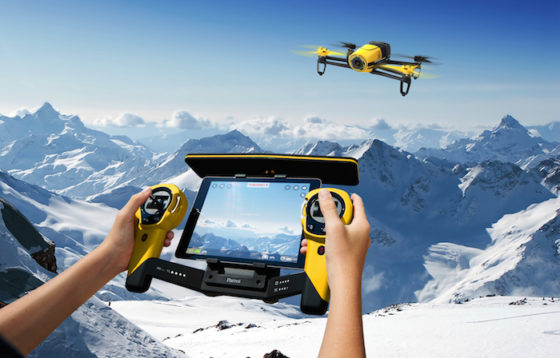 1. Parrot lance son étonnant drone Bebop à l'occasion de Noël 2014