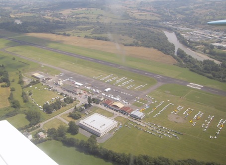 L'aérodrome de Vichy-Charmeil à l'occasion d'un précédent rassemblement ensoleillé du RSA