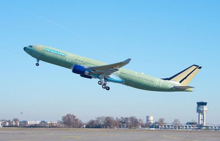 L'A330 à MTOW (masse maximale au décollage) de 242 t