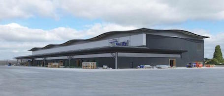 Un nouvel entrepôt de fret express de 7 600 m², dédié à la gestion et au traitement du flux aérien de fret et de courrier.