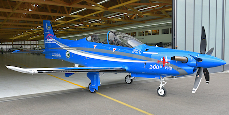 Le 100ème PC-21 de PIlatus, aux couleurs des forces aériennes saoudiennes