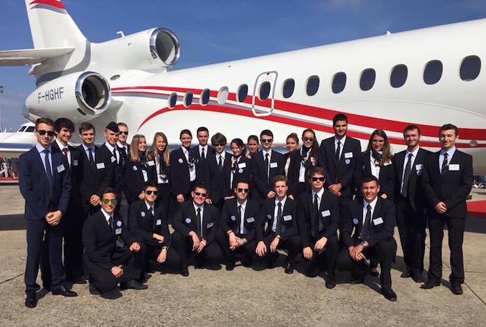 Les Cadets français 2015 accueillis sur l'exposition statique de Dassault Aviation au salon du Bourget