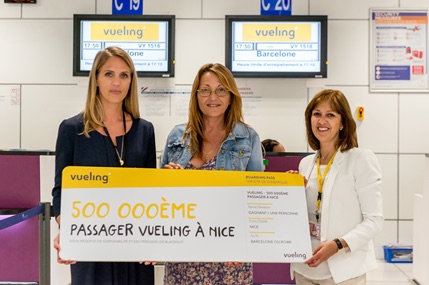 Le 500.000ème passager de Vueling à Nice-Côte d'Azur