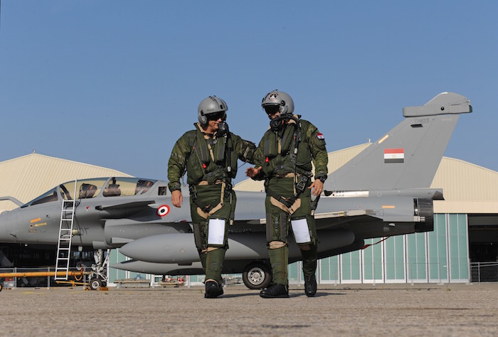 Le Rafale Vu Par Les Pilotes étrangers Dassault livre ses trois premiers Rafale à l’Égypte - Aerobuzz