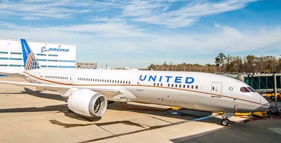 Le 17 mars 2015, Boeing a livré le premier 787-9 assemblé en Caroline du Sud. C'est aussi le 250ème Dreamliner livré.