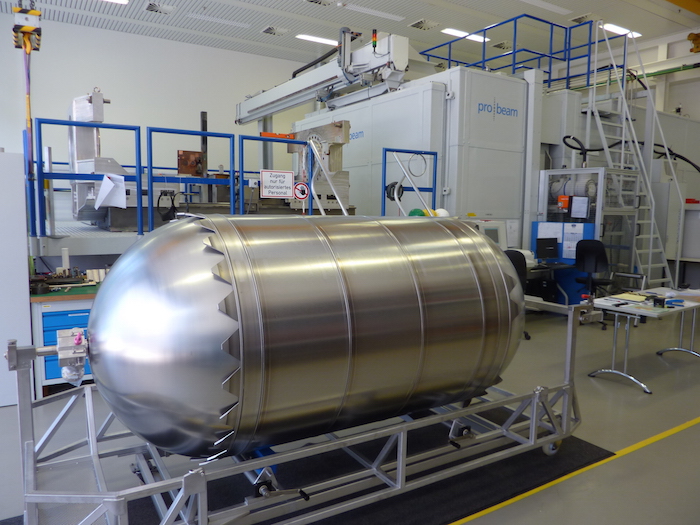 L'un des quatre réservoirs d’ergols du module de service du véhicule américain Orion réalisés par Airbus Defence and Space