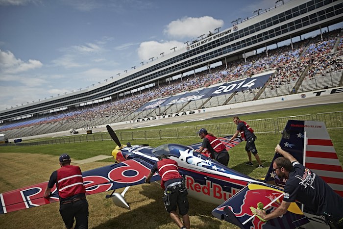 Les deux manches américaines du championnat Red Bull Air Race 2015 auront lieu sur des circuits automobiles