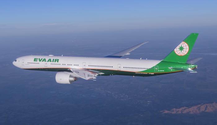 Lors de la livraison de son 22ème 777-300ER (11 novembre 2015), EVA Air a dévoilé sa nouvelle livrée.
