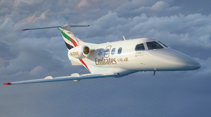 Le Phenom 100 aux couleurs de l'académie d'Emirates sera présenté au salon aéronautique de Dubaï, du 8 au 12 novembre 2015
