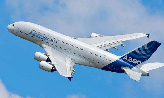 Avec l'annonce de la commande de 3 avions par ANA et celle, le 28 janvier 2016, de 12 appareils par Iran Air, Airbus totalise 319 commandes fermes d'A380 émanant de 19 compagnies