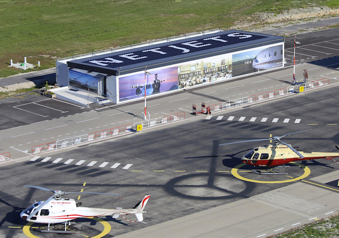 Les passagers de l'héliport de...</div></noscript>				</div>

				
					<aside class=