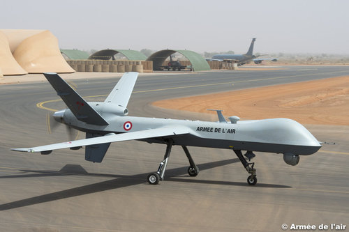 Drone MQ-9 Reaper Harfang de l’escadron de drones 1/33 « Belfort »