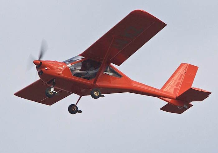 La structure de l’A22L2 est réalisée en aluminium. Les voilures et les gouvernes sont entoilées (Diatex EV3 1500), seuls les bords d’attaque et les plans fixes (vertical et horizontal) sont coffrés en aluminium.