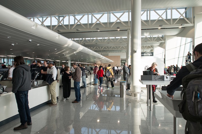 Le Connector et ses postes d'inspection filtrage ultra-modernes n'a pas été endommagé par les attentats.