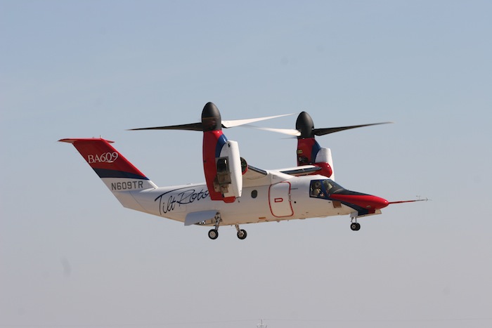 AgustaWestland annonce la signature d’un accord avec Era pour la mise au point d’une version EMS de son modèle 609. Le convertible civil entre peu à peu dans le concret…