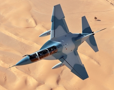 Avion d'entrainement militaire M-346 d'Alenia Aermacchi (Finmeccanica)