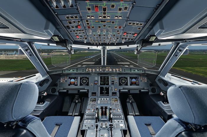 Airbus propose en option une configuration duale de système d'affichage tête haute