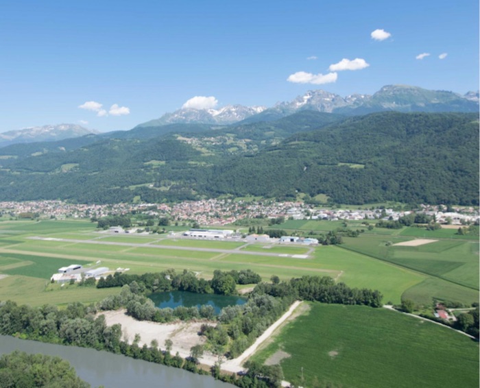 L'aérodrome de Genoble-Le Versoud