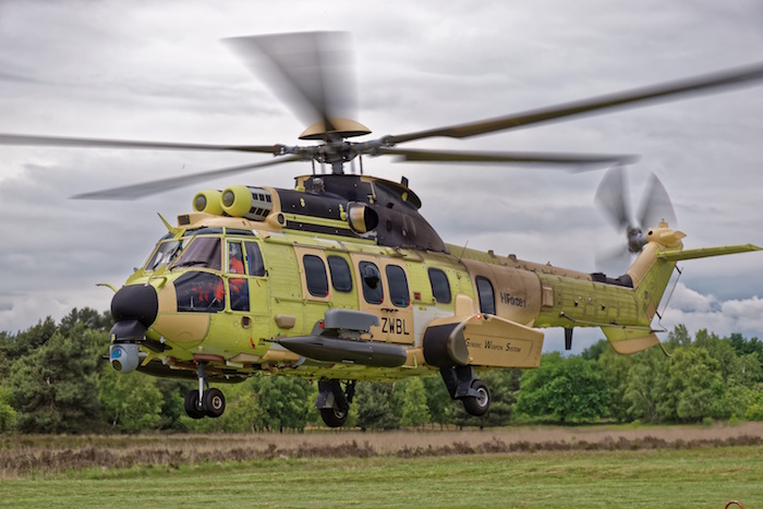Thales fournit également le viseur monoculaire de casque Scorpion (HMSD) du programme HForce
