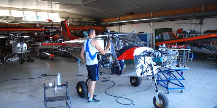 Actuellement, G1 Aviation produit un ULM par mois, une cadence inférieure à sa capacité maximale, dictée par un marché qui ne parvient pas à redécoller.