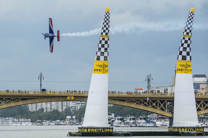 Le vent a singulièrement compliqué la course au-dessus du Danube