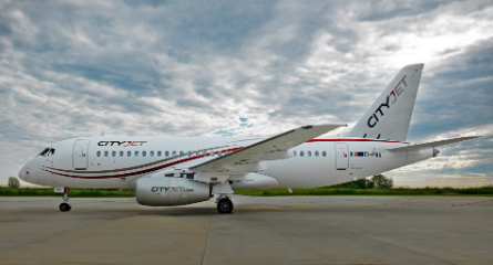 Les 1er juin et 1er juillet 2016, la compagnie irlandaise CityJet a réceptionné, ses deux premiers SSJ00 équipés de moteurs SaM146, sur un total de quinze appareils commandés.