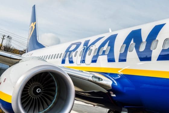 Ryanair ! FR ! RYR - Page 12 Ryanair-gros-plan-560x373