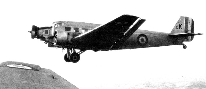 Junkers Ju-52 : Julie entre guerre et paix JU52-2