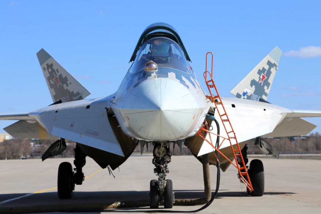 su-57-l-aviation-de-chasse-russe-entre-en-5e-g-n-ration-aerobuzz