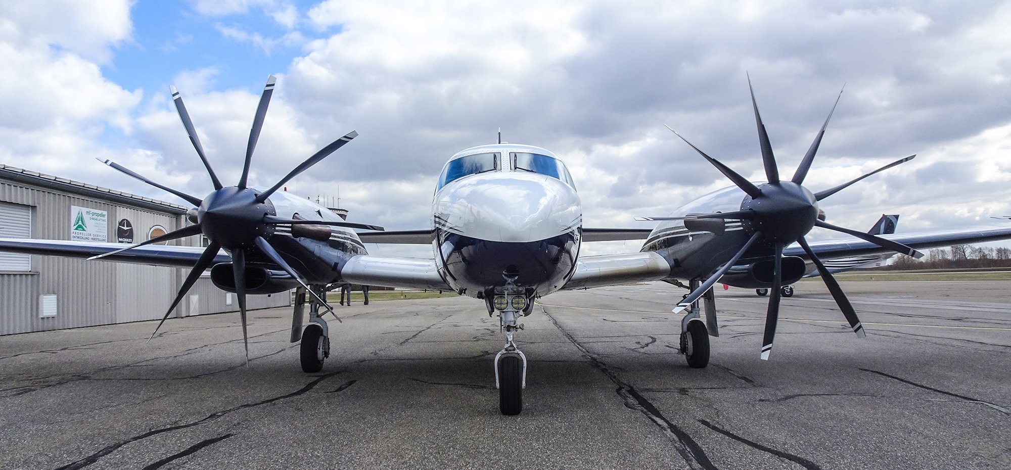 MTPropeller teste une hélice à 9 pales composites Aerobuzz