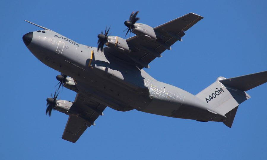 AV Airbus  A400 M  tests, essais et évolution A400M-bourget-2017-@-GR-900x539