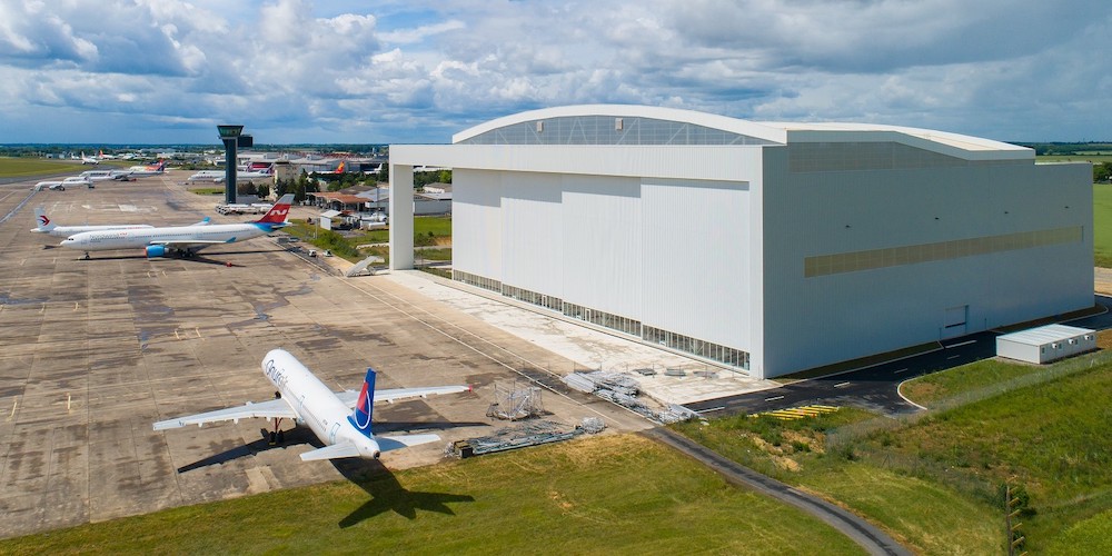 La "cathdrale aronautique" de Chteauroux inaugure - Aerobuzz : Aerobuzz