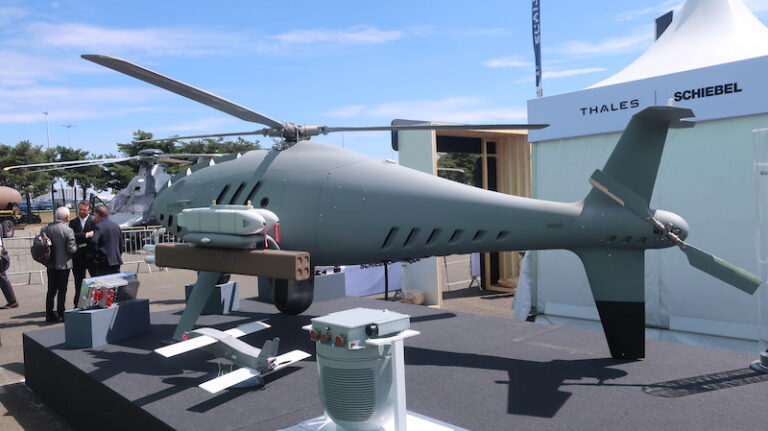 Le Campcopter S 301 De Schiebel D barque Eurosatory Aerobuzz le-campcopter-s-301-de-schiebel-d-barque-eurosatory-aerobuzz